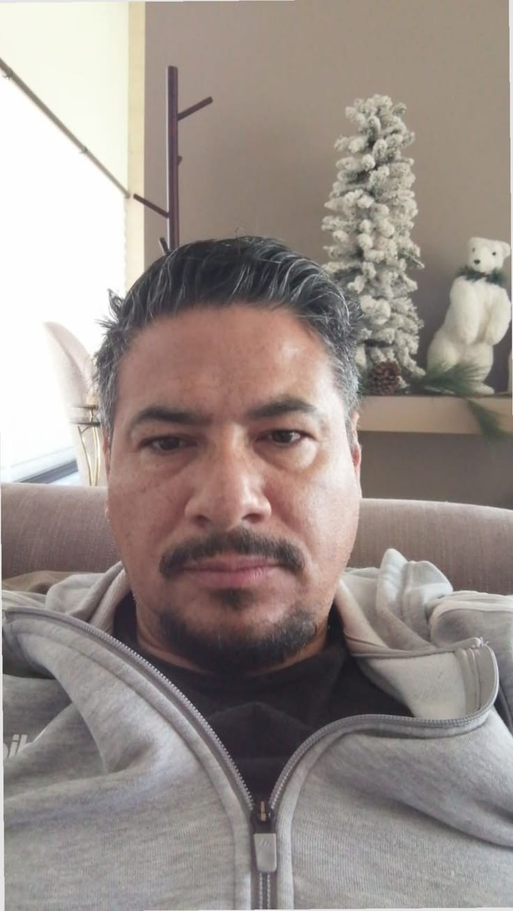 <em><strong>✔ Carlos M. (Monterrey, México)</strong></em>